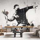 Papier peint photo Banksy - Le lanceur de fleurs