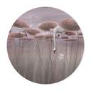 Poster lotusbloemen met zwaan in water in donkerroze - Ms Tiff - Rond