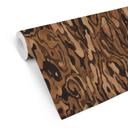 Patroonbehang Ettore Walnut - Abstracte Houtnerf - Sir Edward x Grigory Gladarev