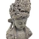 Buddha Büste aus Kunststein, betongrau | 34x21x44 cm