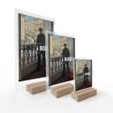 Akrylglas borddekoration Like a Boss - Inspireret af Caillebotte - Ung mand ved vinduet
