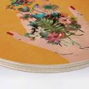 Cuadro de madera Treechild - Flores de colores en las manos de Frida - Redondo