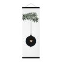 Póster de tela de Navidad - Adorno de Navidad en una rama de abeto panorama - Kubistika