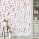 Non-woven tapet med sarte engblomster i rosa og hvid som et blomstret naturtapet