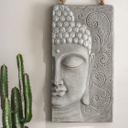Buddha Wandskulptur - Asiatische Wanddeko aus Kunststein mit Seil - 41x78 cm