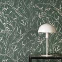 Papier peint intissé Fée Wild Free vert gris métallisé - herbes fleurs sauvages salon chambre à couc