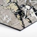 Hexagon - Alu-Dibond - Banksy - Girl searching soldier