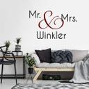 Wallsticker -  + Navn Mr. & Mrs. (2-farvet)