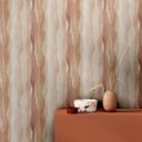 Non-woven tapet i beige abstrakt stribet look grafisk moderne 