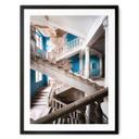 Póster Imponente escalera con encanto antiguo - Robroek