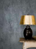 Non-woven tapet med let metallic effekt ensfarvet sort struktur