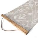 Textielposter Elegante wilgentakken in beige - Ms Tiff - Panorama