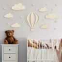 Decoración de pared para habitación infantil globo aerostático con nubes y estrellas - madera de ála