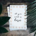 Póster de Confetti & Cream - All you need is love (Todo lo que necesitas es amor)