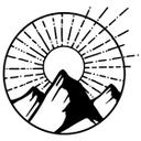 Sticker mural rond Lever de soleil sur les montagnes