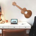Decoración en madera de caoba - Guitarra