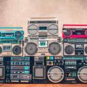 Lifestyle Ghettoblaster beige sort - non-woven tapet Designwalls 2 - 2,55 x 3,5 m