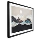 Póster Tranquilo paisaje de montaña al atardecer - SpaceFrog Designs