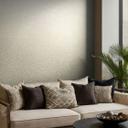 Papel pintado no tejido de color beige con motivo de rombos geométricos gráficos