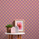 Retro look tapet lilla orange - prikket ikke-vævet tapet med grafisk mønster - struktureret tapet med afskalning og klæbning