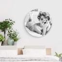 Tableau en alu-Dibond Keane-Eye - A chick a click and a curl