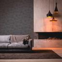 Industrielt abstrakt tapet i antracit med metalliske accenter - tekstureret non-woven tapet