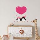 Sticker mural - Couple de manchots avec un coeur