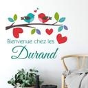 Sticker mural + Nom de famille : Bienvenue chez les...