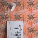 Grafisk jungle tapet orange farverig - non-woven tapet palmeblade