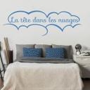 Sticker mural - La tête dans les nuages.