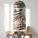 Wallsticker rundbuevægpanel palmeblad foran lyserød væg - Böhmer - smal