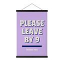 Póster de tela Please leave by 9 - Fritsch