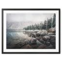 Póster Bosque invernal junto al lago - Rostovskiy