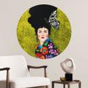 Vinilo decorativo Mujer con mariposa en el pelo - Hülya - Redondo