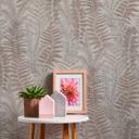blomstertapet med bregne grå beige - mønstertapet med bregneblade 