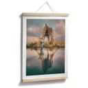 Safariplakat - Spejling af en giraf i naturen - Amtmann