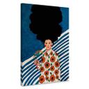 Lienzo mujer delante de fondo azul y blanco - Hülya