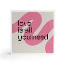 Billede af træ til at sætte op - Love is all you need - Volfova - 15x15 cm
