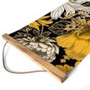 Póster de tela floral - Esplendor de flores en panorama ocre - Jaszke
