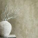 Papel pintado no tejido con un fuerte efecto brillante en textura platino de aspecto de hormigón claro