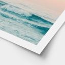 Póster Mar azul y cielo rosa en Grecia - Sisi & Seb