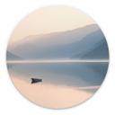 Tableau sur alu-Dibond rond Davidsson - Lac et montagnes en harmonie pittoresque