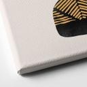 Canvasbillede Gylden gren med blade | Bladmotiv til stuen - Cats & Dotz