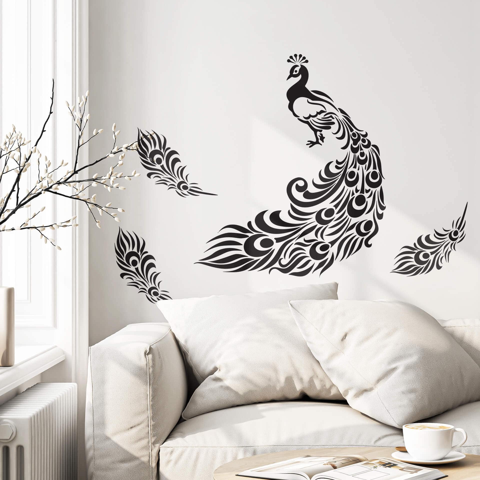 Wandtattoo Kleiner Pfau mit langem Federkleid + 3 Pfauenfedern