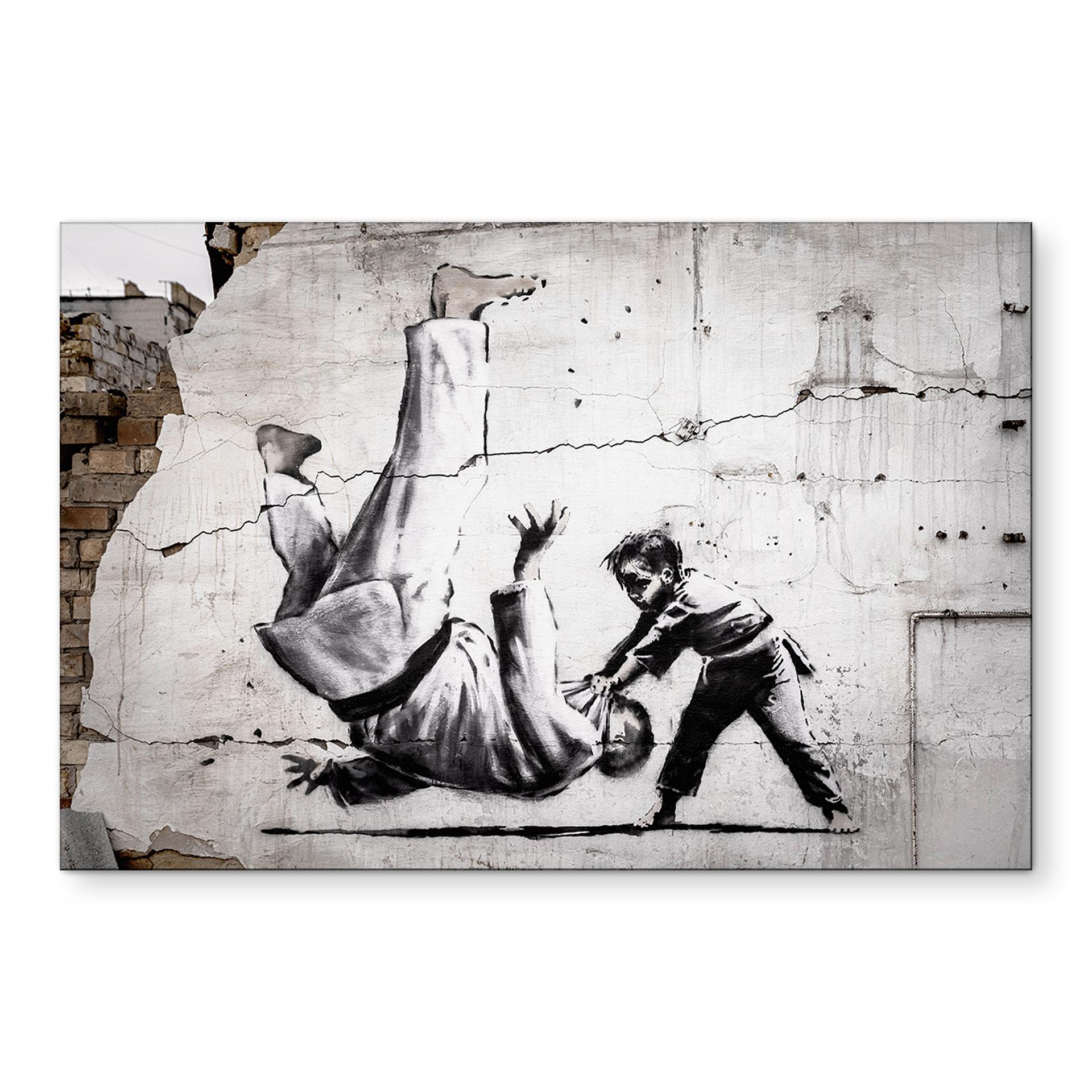Wandbild Banksy in der Ukraine - Ein kleiner Judoka - Alu-Dibond