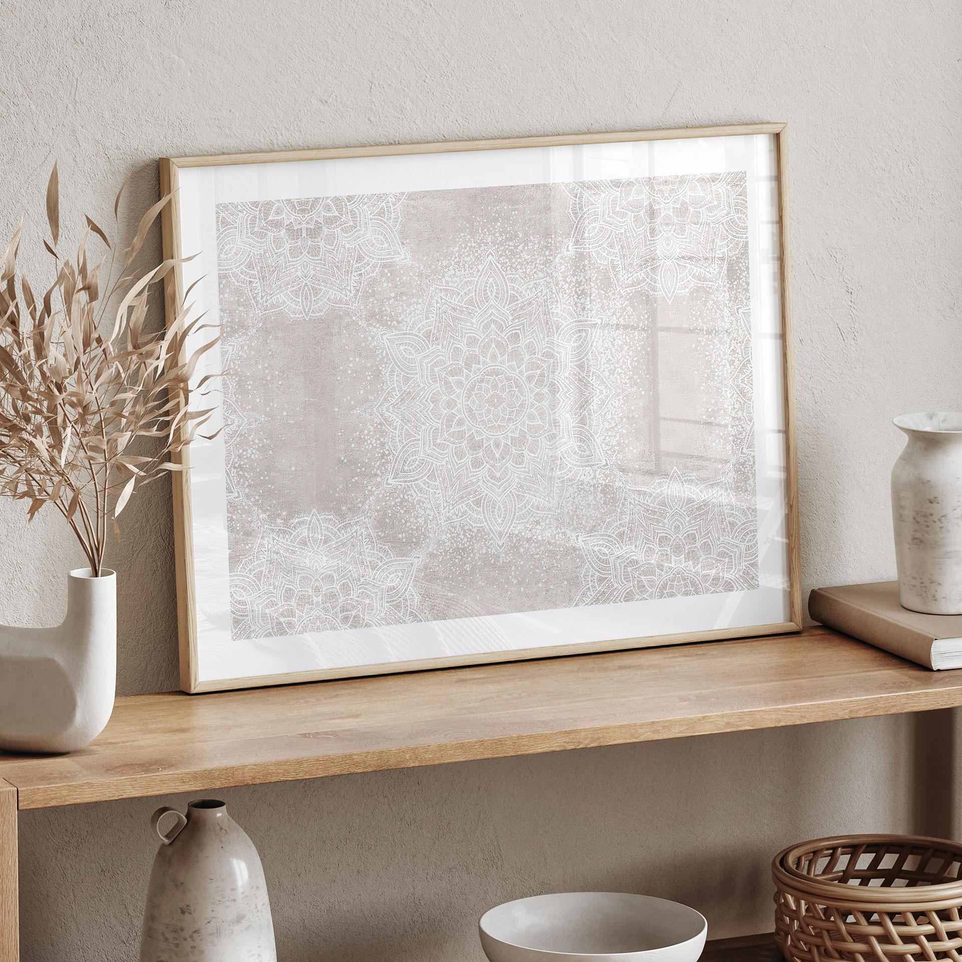 Plakat Blød mandala på grå-beige - Bloomery Decor