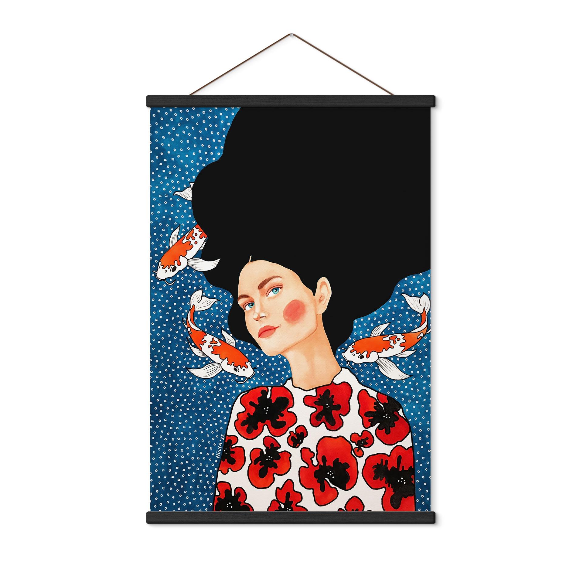 Tekstil plakat kvinde i blomsterkjole med koi - Hülya