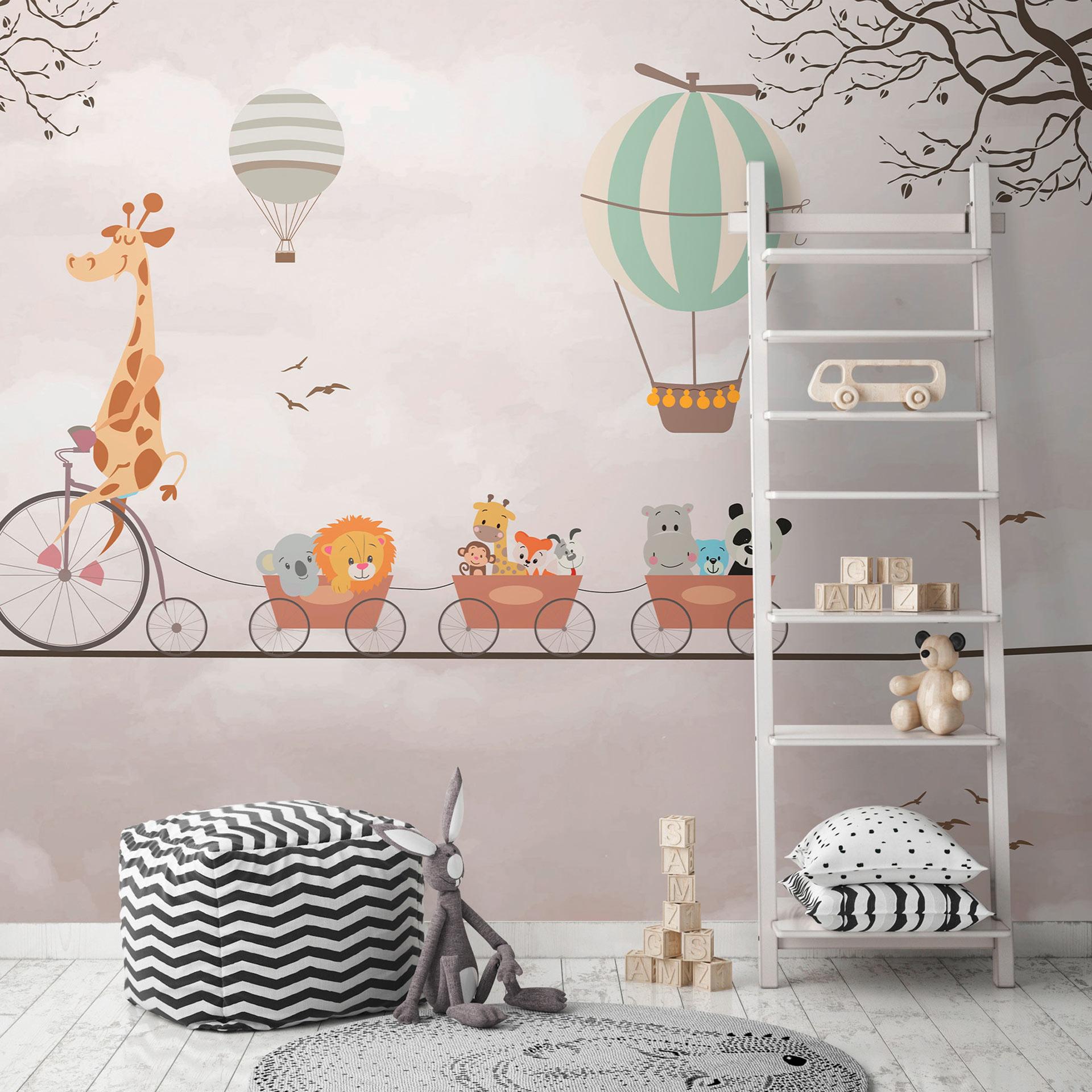 Dyr på et tog pink beige 3,75 x 2,50 m - Fototapet til børn med varmluftsballon