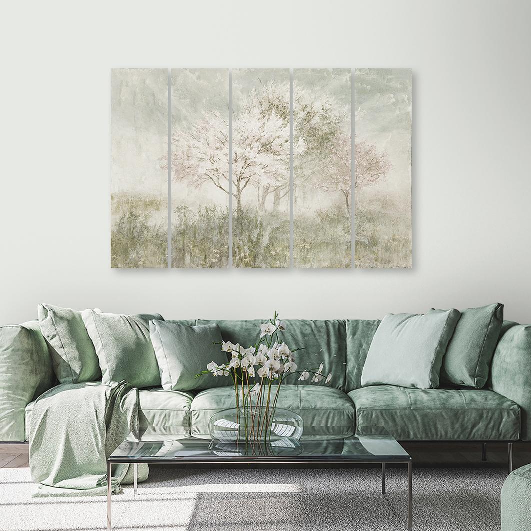 5 stykke lærredstryk, et blomstrende træ på engen