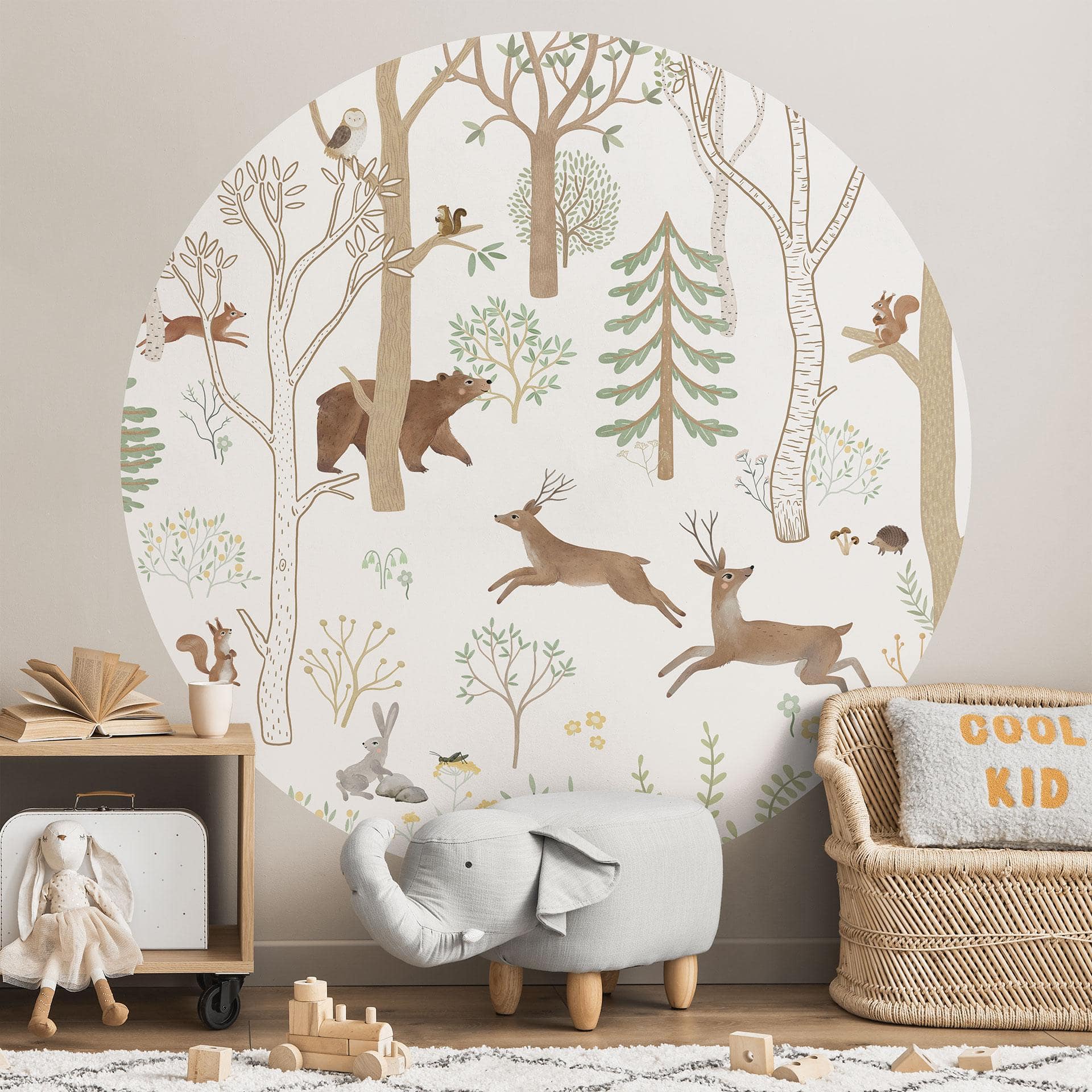 Fotomural Infantil Redondo Alegre Vida en el Bosque con Animales - Oliver Robins